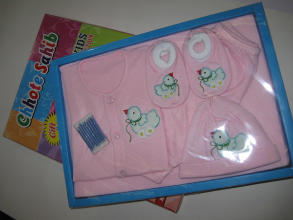 Newborn Baby Gift Set 05