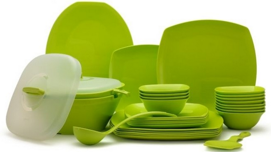Green Plastic Floral Dinner Set