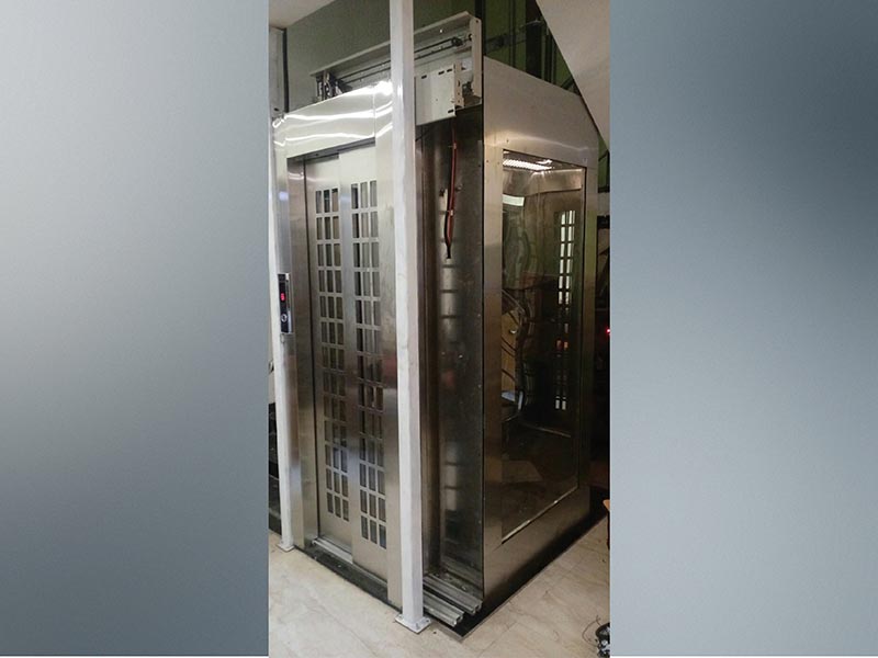 Hydraulic Home Elevators 03