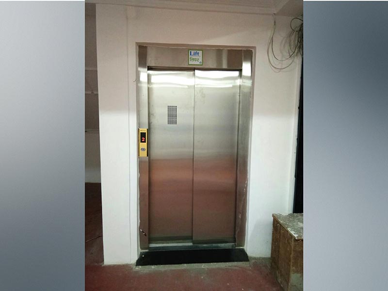 Stretcher Elevators 04