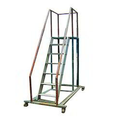 Aluminium Trolley Ladder 01