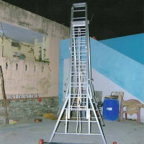 Self Supporting Extension Ladder