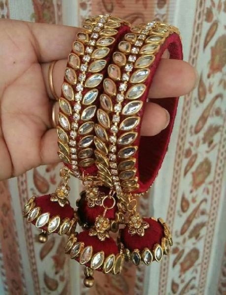 Silk Thread Bangle 03