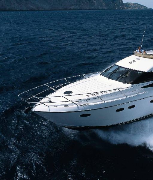 54 Motor Yacht 01