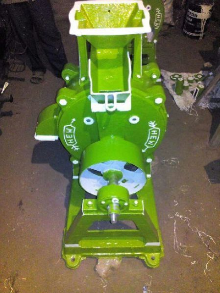 20 Inch Pedestal Type Flour Mill Machine 02