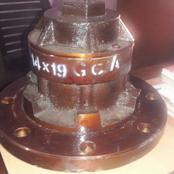 Tractor Trolley Hub 04