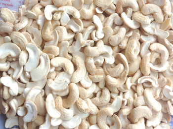 Split Cashew Nuts 01