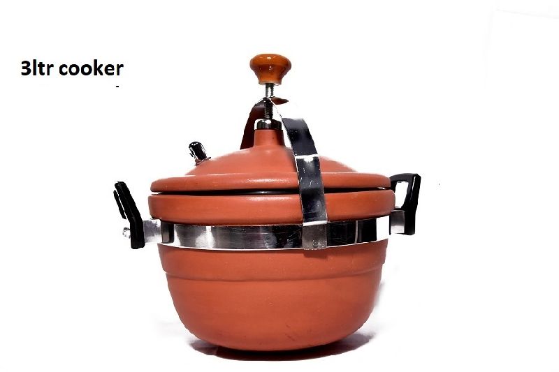 3 Ltr Clay Cooker 02