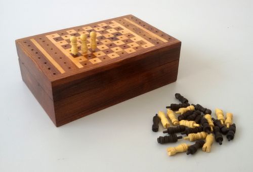CICG - 001 Wooden Chess Set