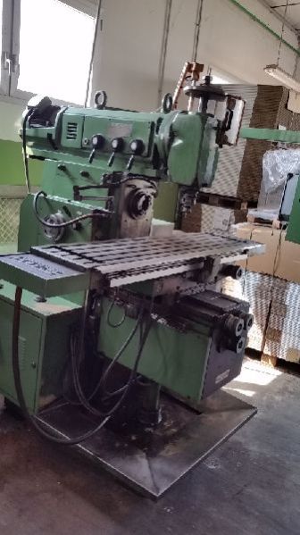 Novar Universal Milling Machine 04