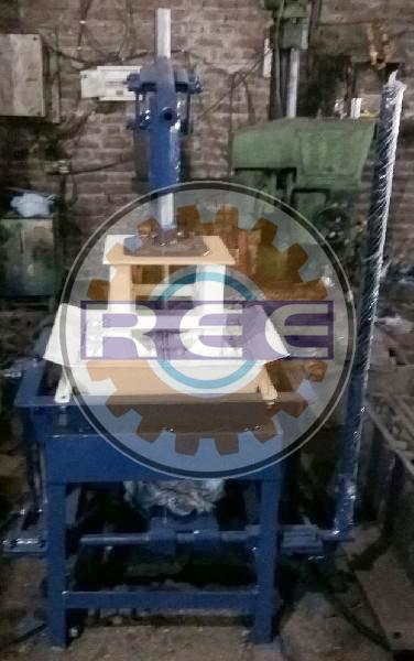 Manual Vibro Press Brick Making Machine