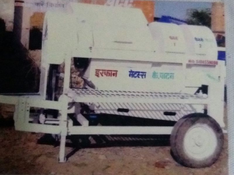 Multi Crop Thresher 02