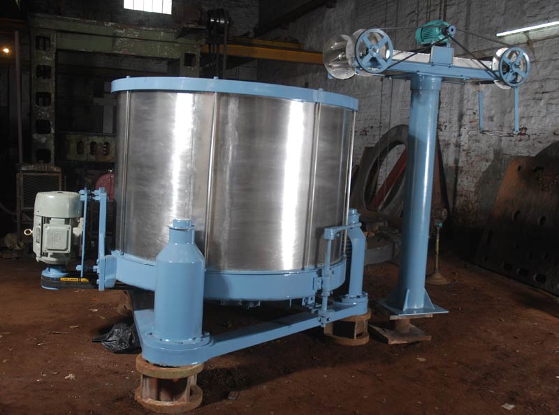 HYDRO EXTRACTOR  MACHINE  .
