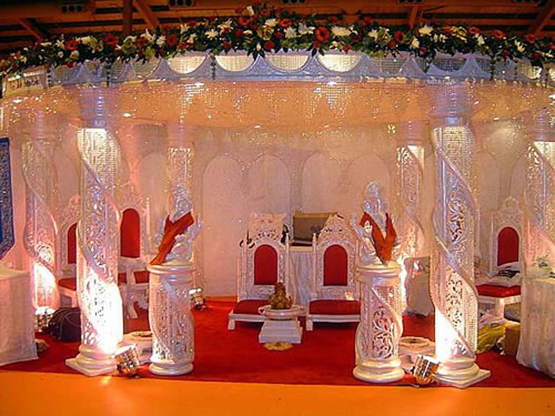 Fiber & Crystal Carved Mandap