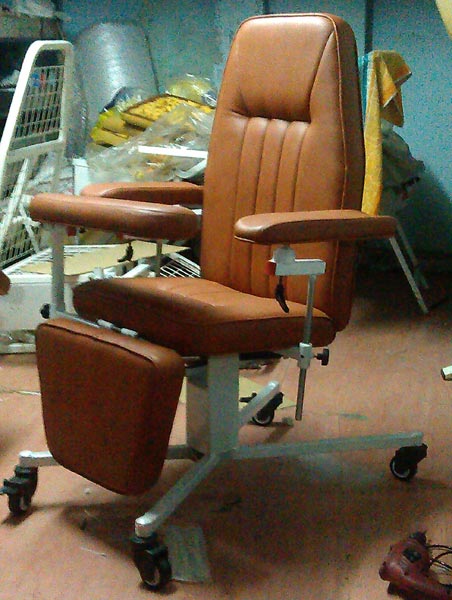 Manual Phlebotomy Chair (K2G - S.F)