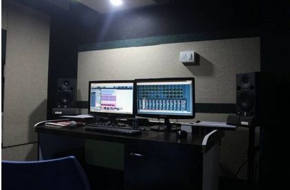 440 Hz Sound Recording & Mixing Studio 01