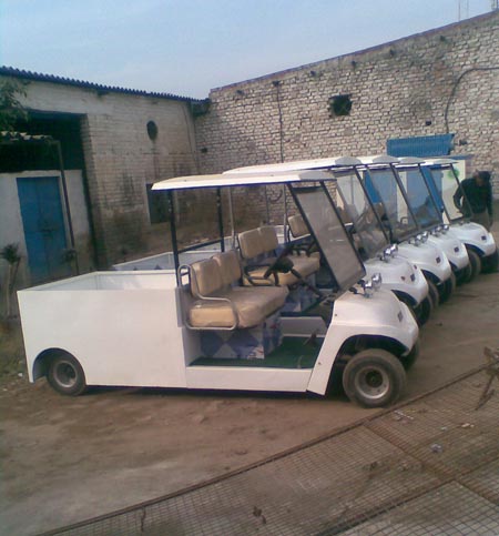 Battery Operated Material Loading Vehicle