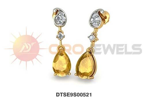 Fancy design gold earring
