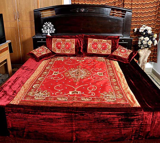 Bed Cover Set 01