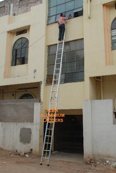 Single Extension Ladder