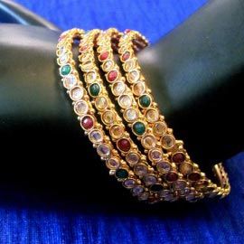 Polki & Pachi Bangles