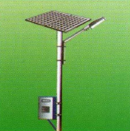 Solar CFL Street Lighting System