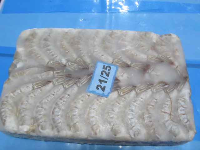 Raw Headless Shell On Vannamei Shrimps 01