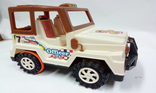 4G Officer Jeep 06 Rs.