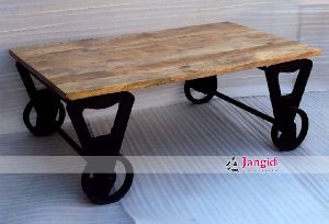 INDUSTRIAL CAFETERIA TABLE