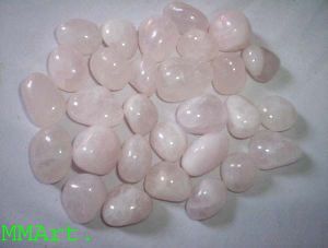 rose quartz crystal stone pebbles