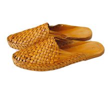 flats leather sandals