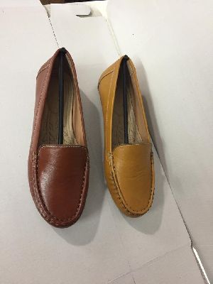 Ladies Comfort Shoes