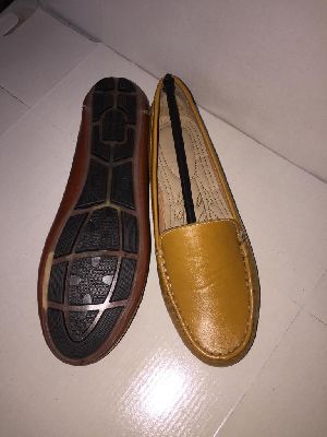 Ladies Comfort Shoes