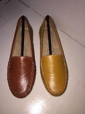 Ladies Comfort Shoes