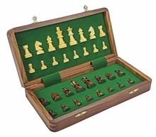 NEW FOLDING MAGNETIC CHESS SET