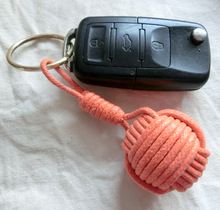 Knot key chain