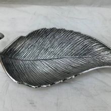 Leaf Design Decorative Bowl