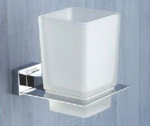 AU- 05 Glass Tumbler Holder