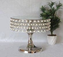 CRYSTAL CAKE STAND