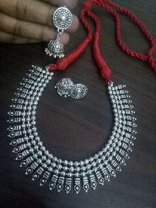 Metal Necklace Set