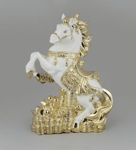 Fancy polyresin horse figurine