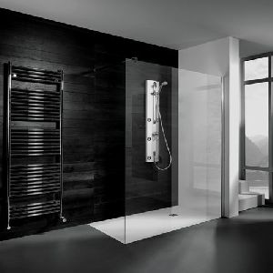 CUSTOMIZED GLASS SHOWER ENCLOSURE