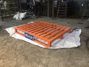 Steel Pallets