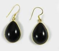 Black color Pearl earring