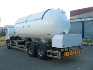 LPG Bobtail Tanker