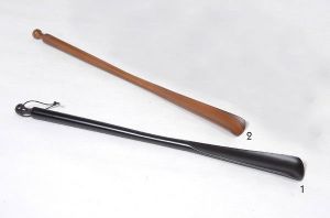 LONG WOODEN SHOE HORN