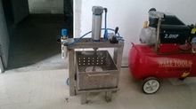 Pneumatic Paneer Press