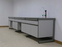 C-Frame Laboratory Furniture