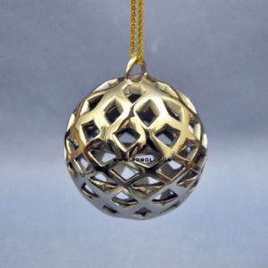 Diamond cut white metal Christmas ornament