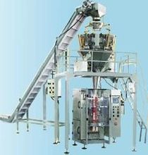 automatic snacks packaging machines,